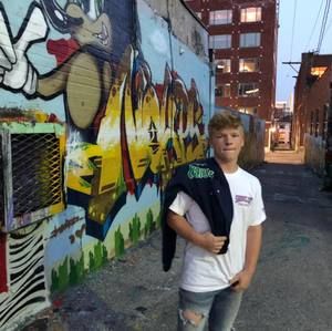 Meet your Posher, Mathias